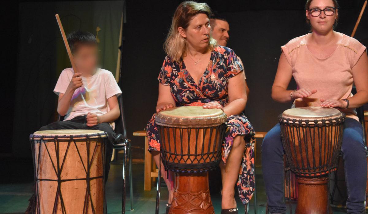 Spectacle 12