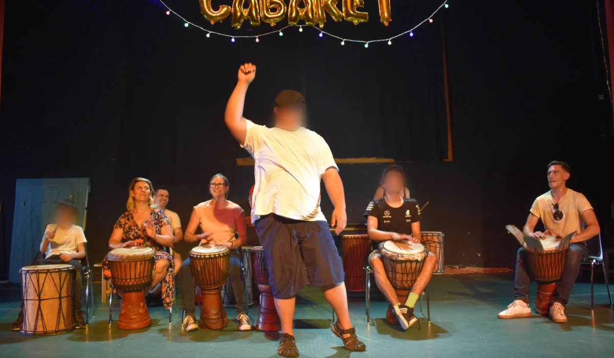 Spectacle 13