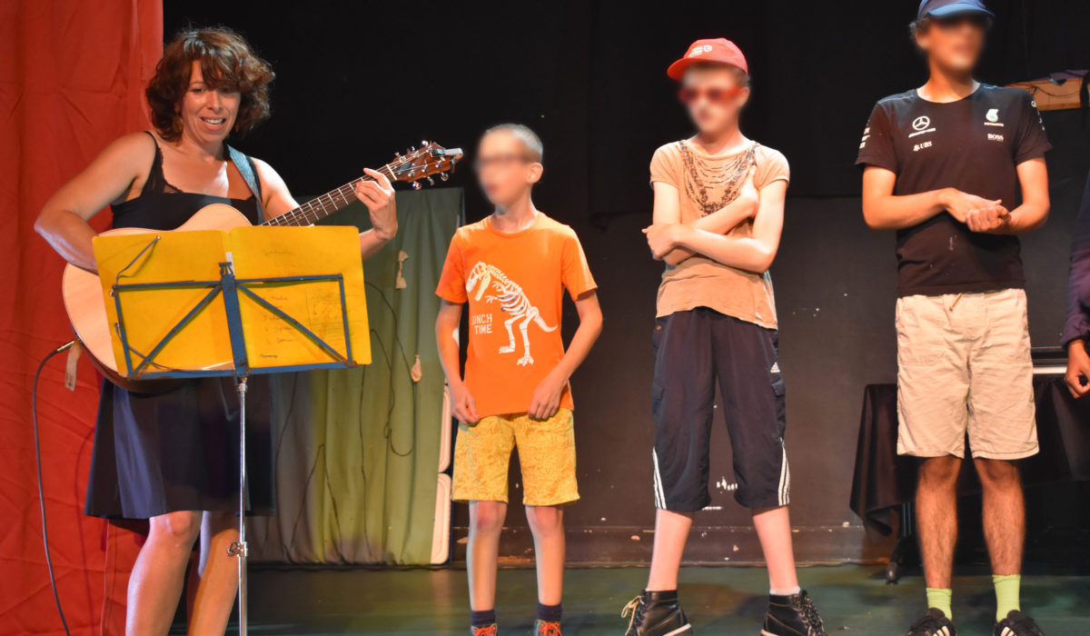 Spectacle 8
